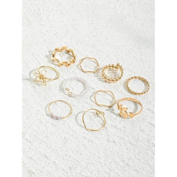 Gold and Pearl 10 Piece Ring Set - Picture 2 of 2